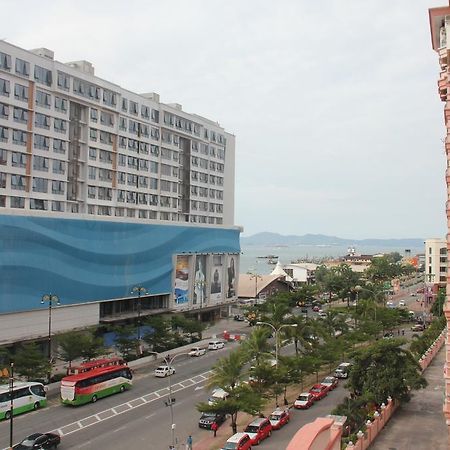 Marimari Marina Service Condo Kota Kinabalu Exterior photo
