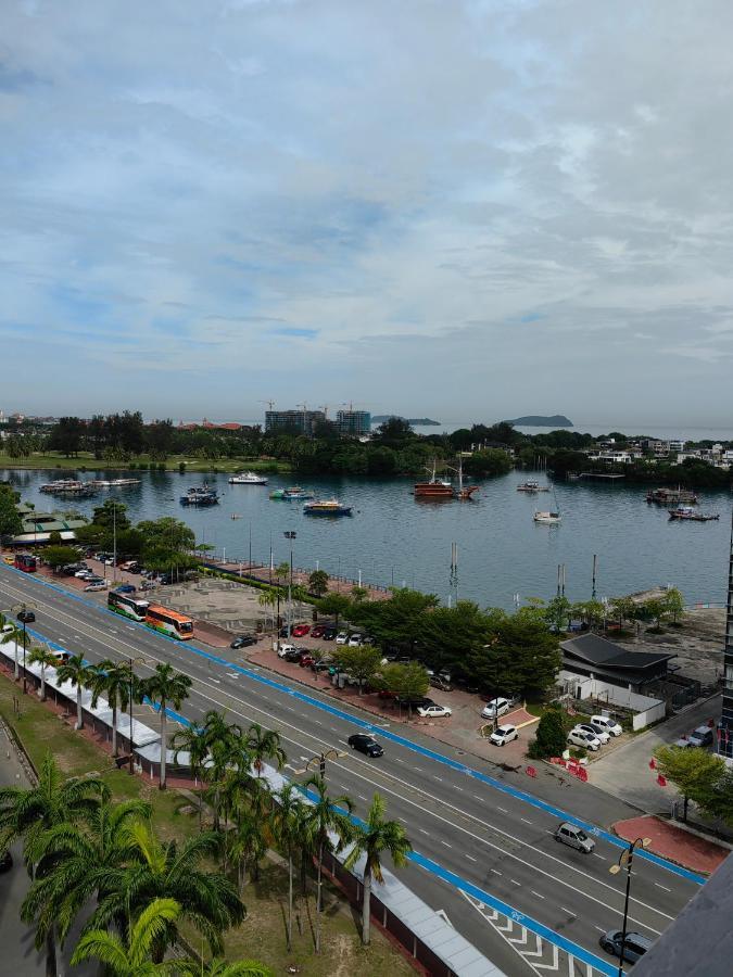 Marimari Marina Service Condo Kota Kinabalu Exterior photo